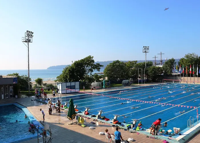 Sea Port Celebrity - Lets4holiday Lägenhet *