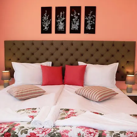 Sea Port Celebrity - Lets4holiday Apartment *