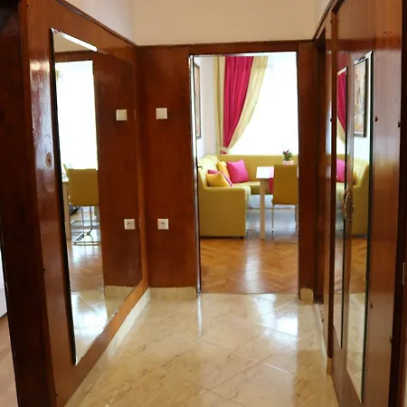 Sea Port Celebrity - Lets4holiday Apartment Varna