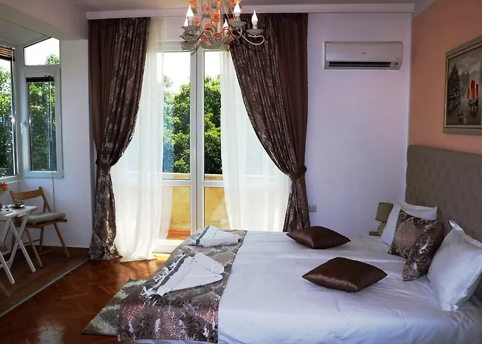 Apartment Sea Port Celebrity - Lets4holiday Varna